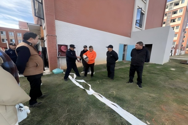 全民消防,生命至上!学校开展2025年秋季消防实操实训演练